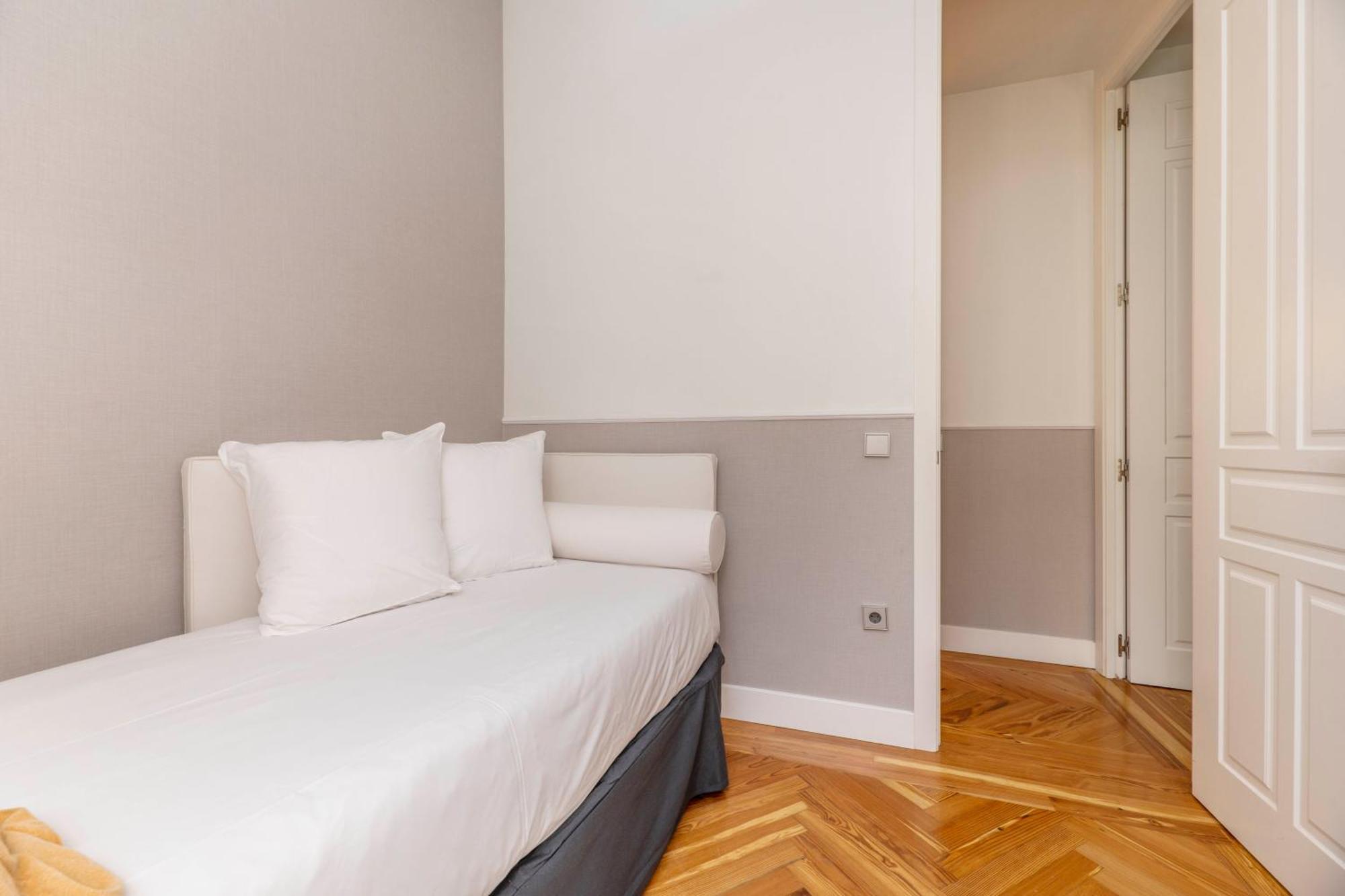 Madrid 1915 Private Suites Δωμάτιο φωτογραφία